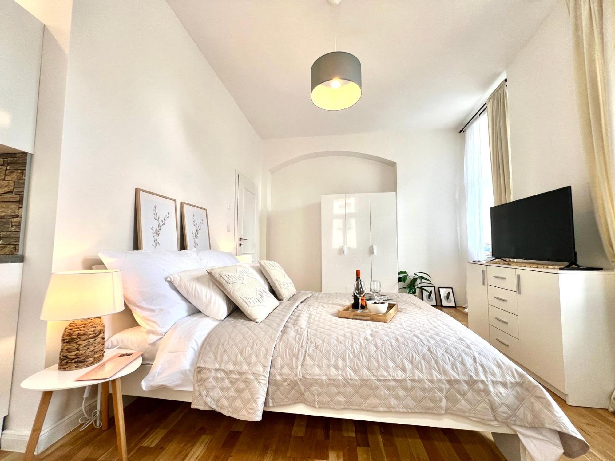 Treetess City Centre Prague Apartments Zewnętrze zdjęcie
